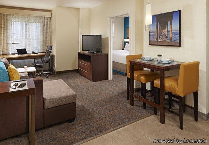By Marriott Angeles Redondo 3* Redondo Beach
